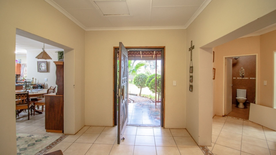 4 Bedroom Property for Sale in Olifantsnek North West